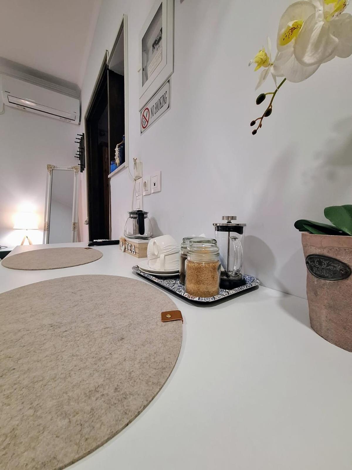 Meltemaki Lägenhet Mouzákion Exteriör bild